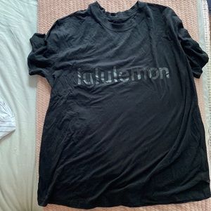 Lululemon T shirt